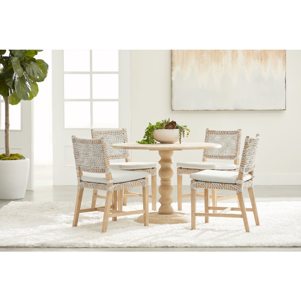Bella Antique Transitional Chelsea 42" Round Dining Table. Picture 13