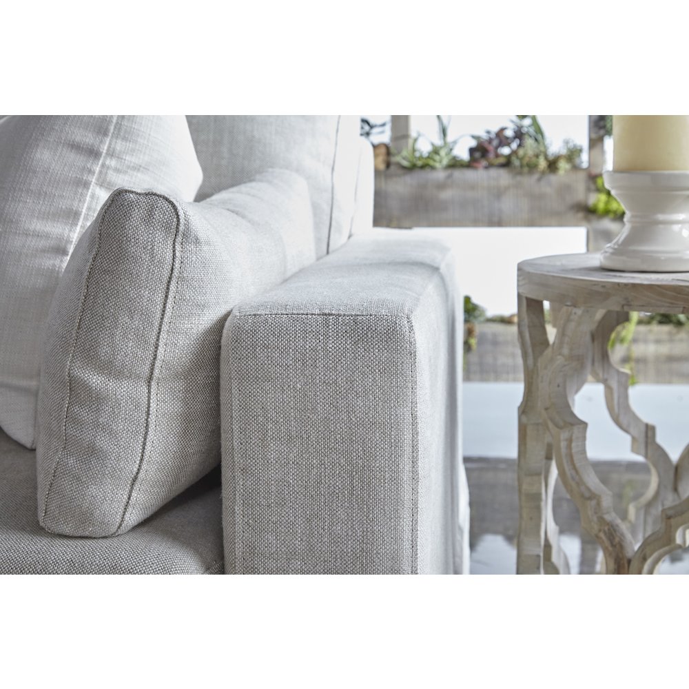 Bella Antique Transitional Clover End Table. Picture 8