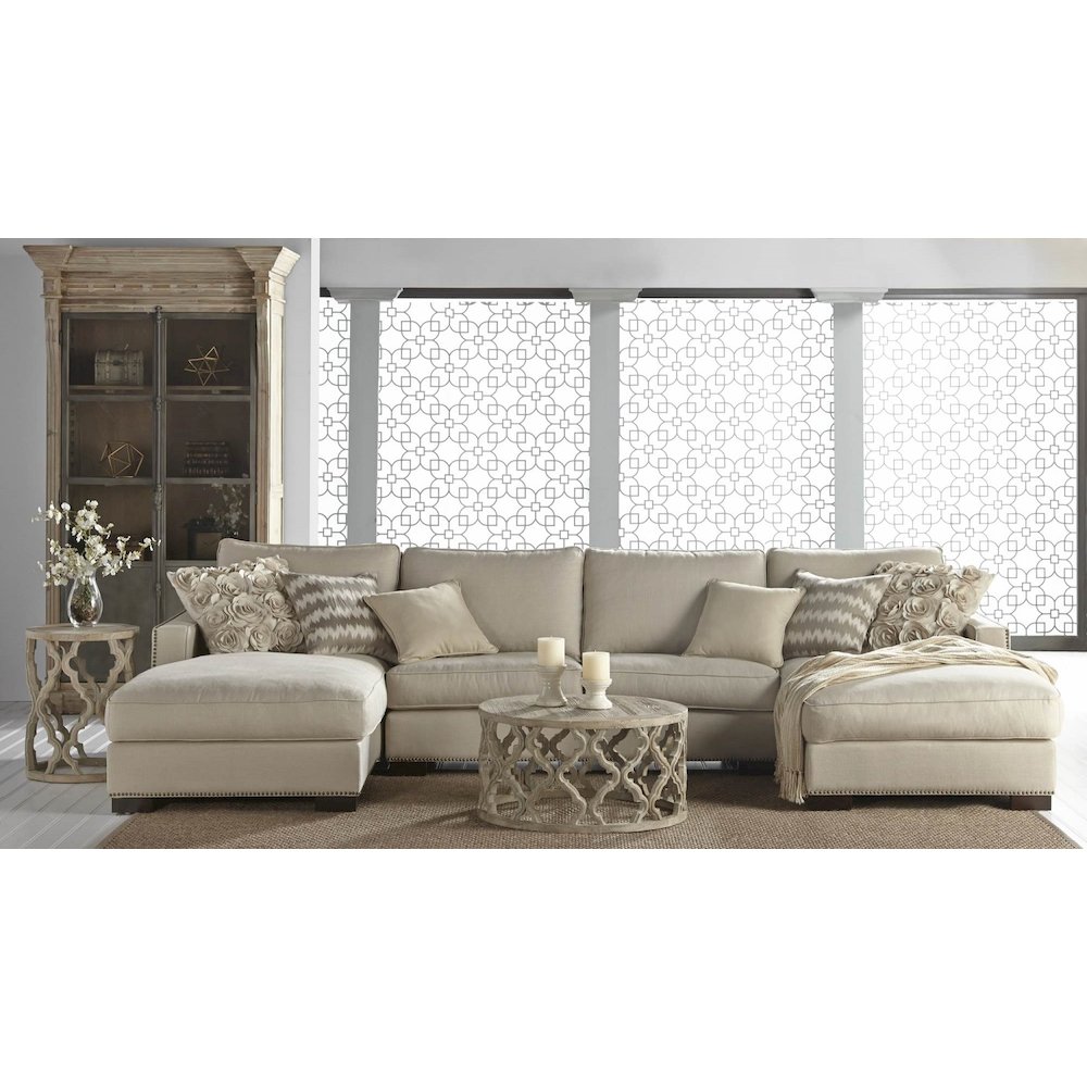 Bella Antique Transitional Clover End Table. Picture 9