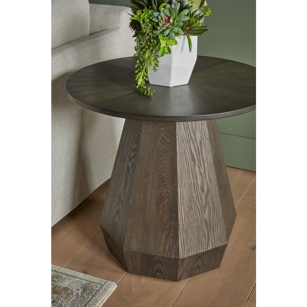 Traditions Transitional Coulter End Table. Picture 6