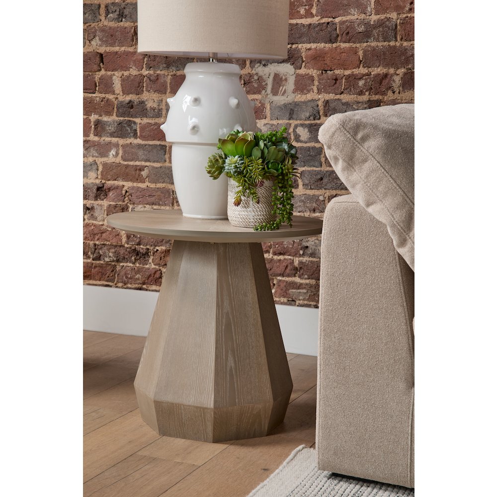 Traditions Transitional Coulter End Table. Picture 7