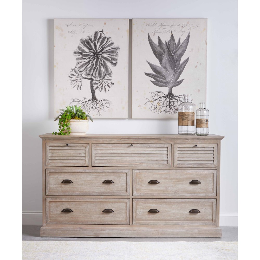 Traditions Transitional Eden 7-Drawer Media Dresser. Picture 13