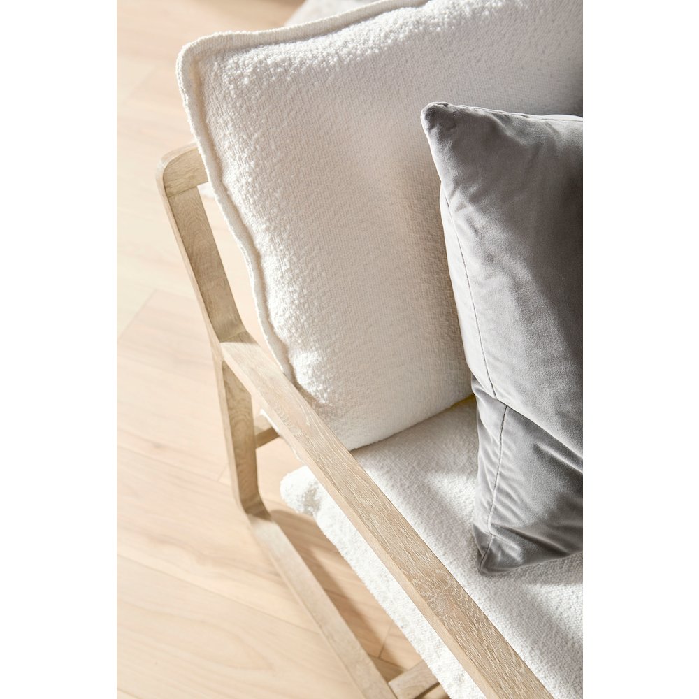 Stitch & Hand - Dining & Bedroom Transitional Hamlin Club Chair. Picture 9