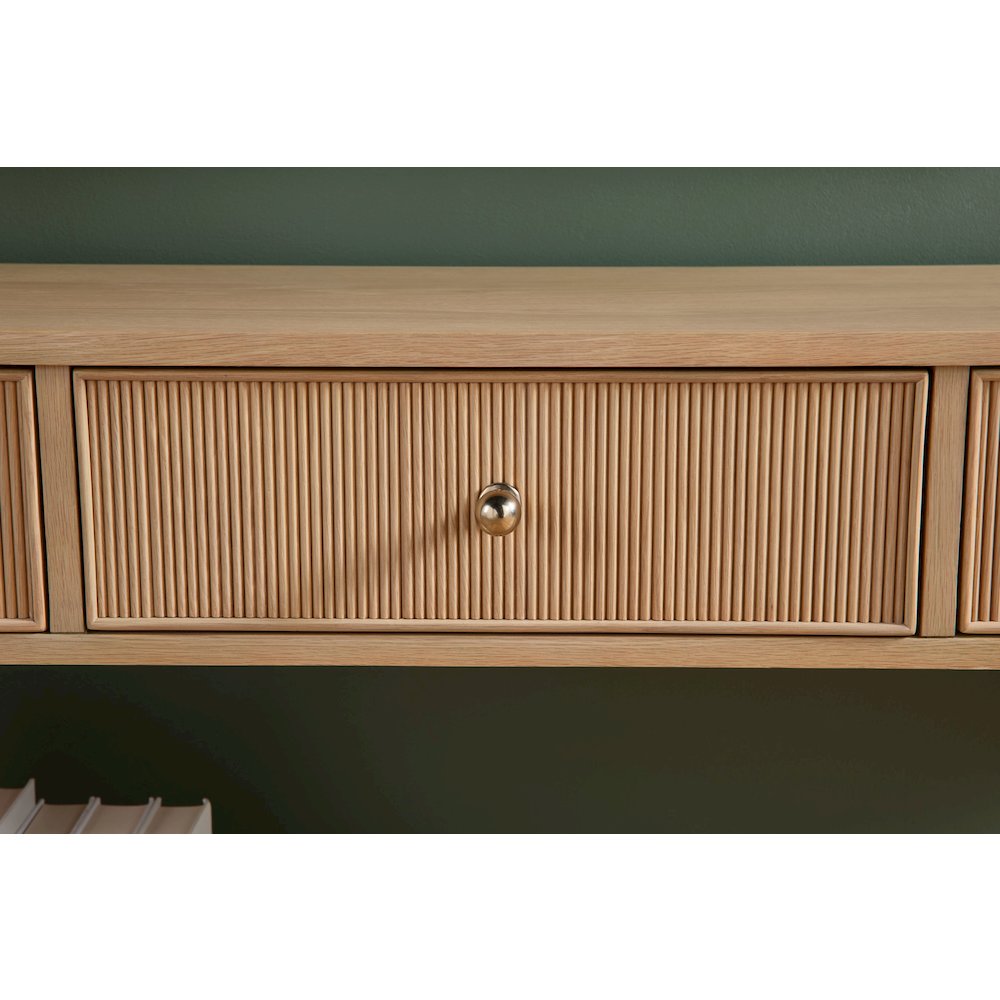 Bronze Bay Transitional Highland 3-Drawer Console Table. Picture 9