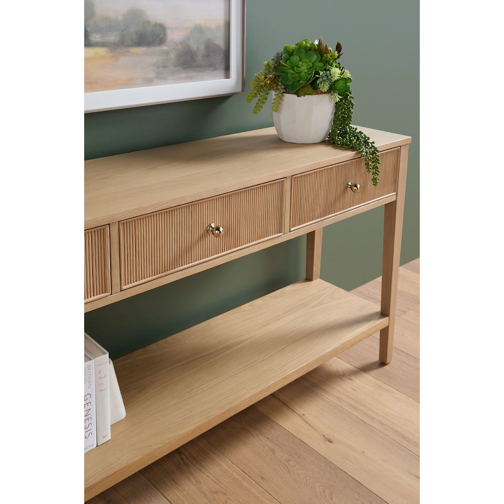 Bronze Bay Transitional Highland 3-Drawer Console Table. Picture 12