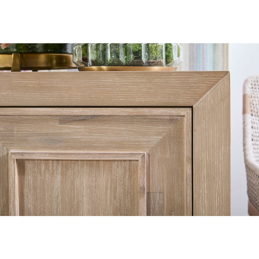 Traditions Transitional Hunter Media Sideboard. Picture 11