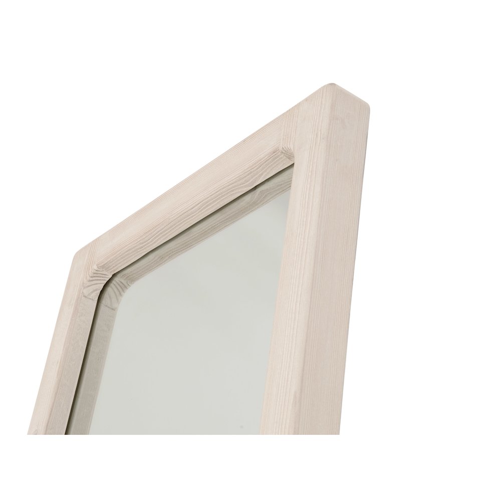 Bella Antique Transitional Laney Mirror. Picture 5