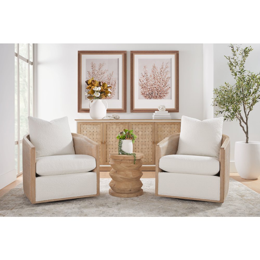 Bella Antique Transitional Pier Accent Table. Picture 9