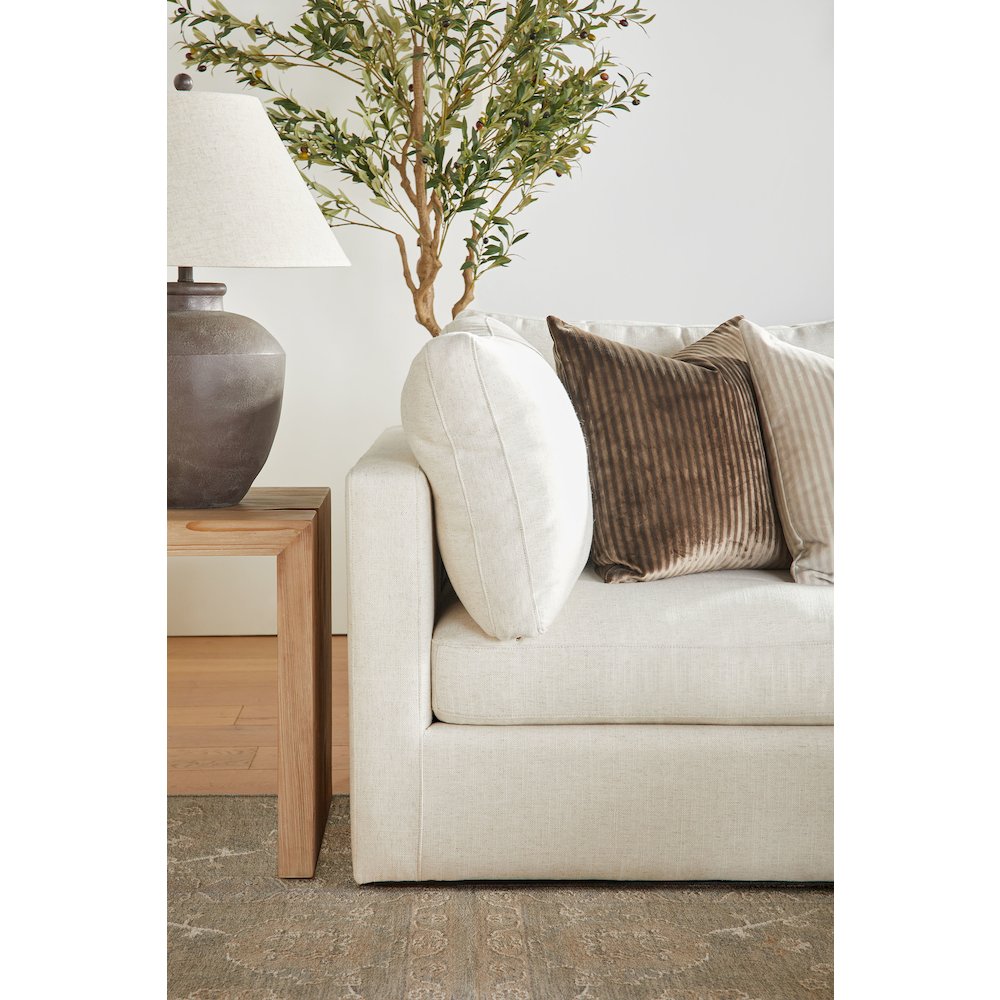 Bella Antique Transitional Reed End Table. Picture 9