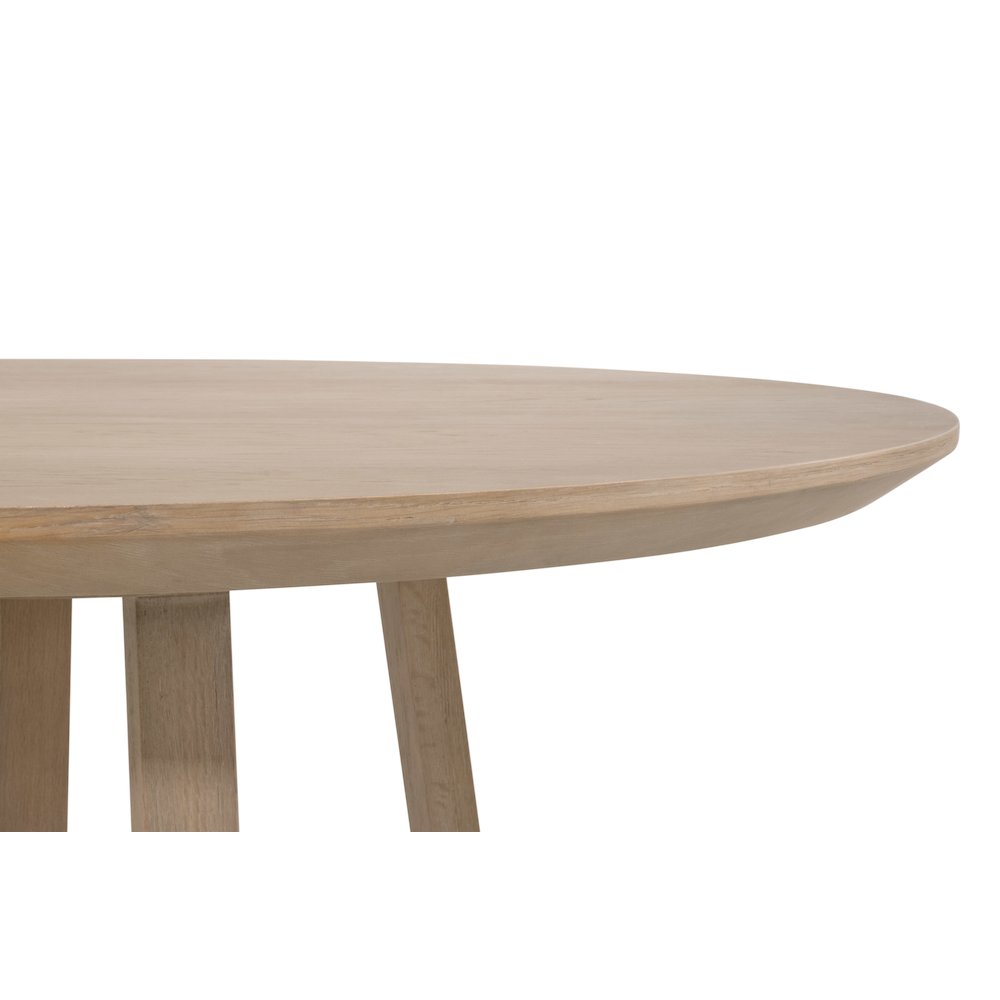 Bella Antique Transitional Reeves 48" Round Dining Table. Picture 4