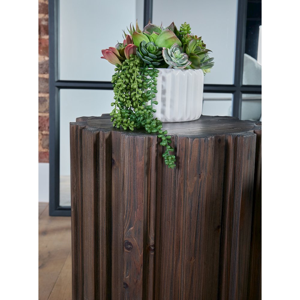 Bella Antique Transitional Roma Accent Table. Picture 8