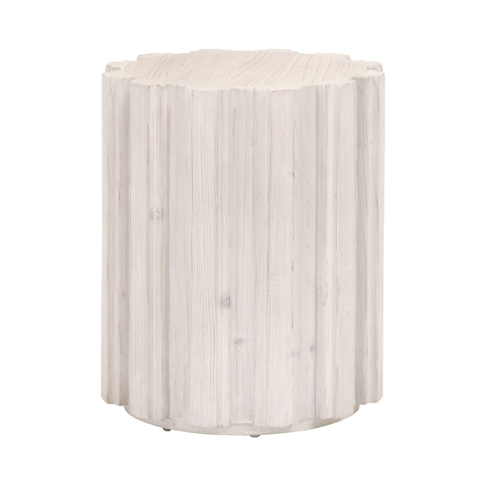 Bella Antique Transitional Roma Accent Table. Picture 1