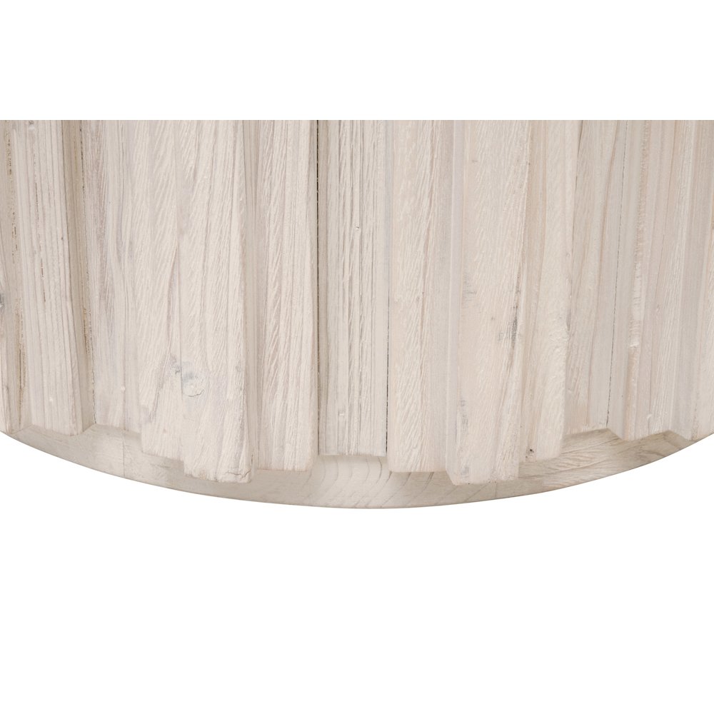 Bella Antique Transitional Roma End Table. Picture 4