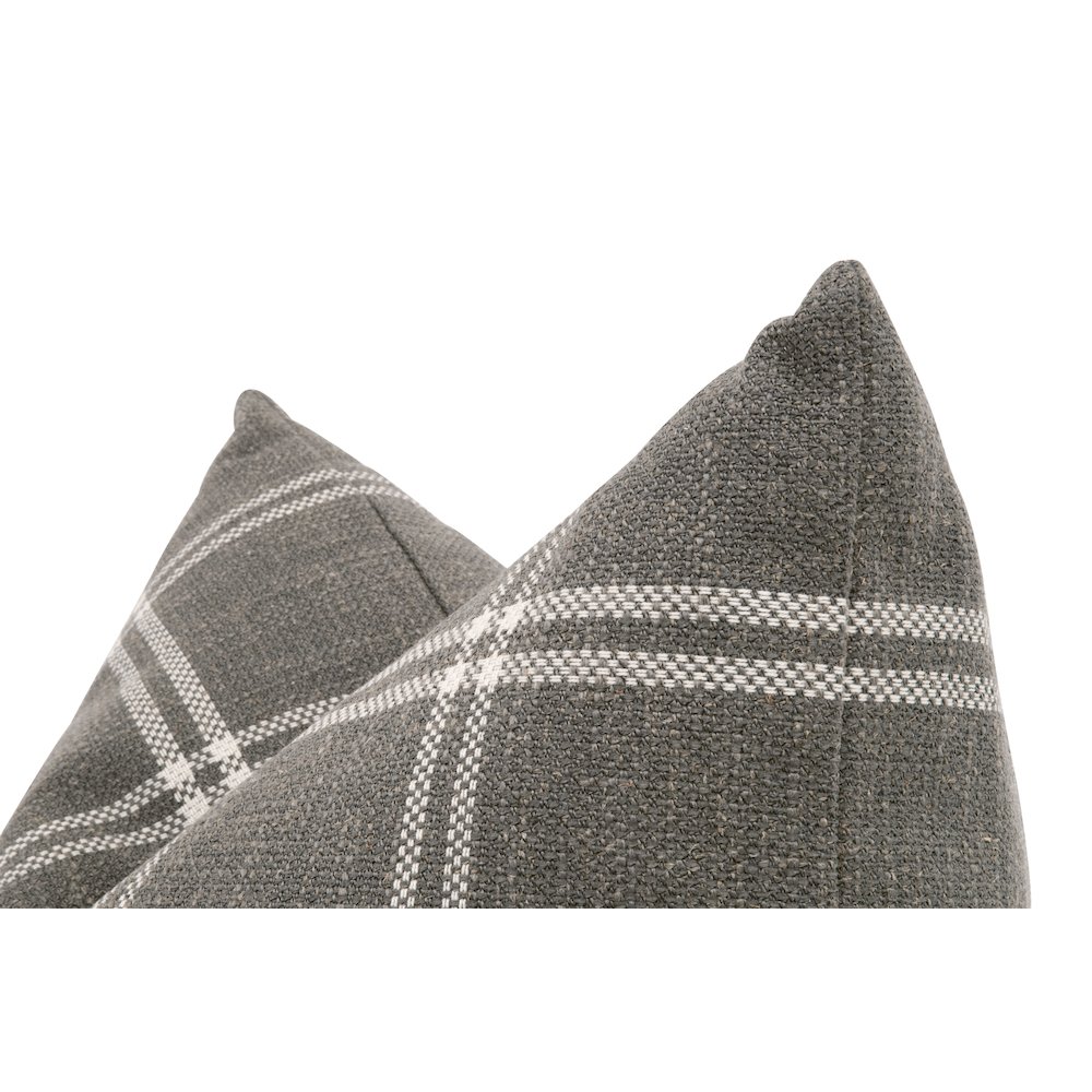 Stitch & Hand - Upholstery Transitional The Basic 22" Essential Pillow, Set of 2. Picture 4