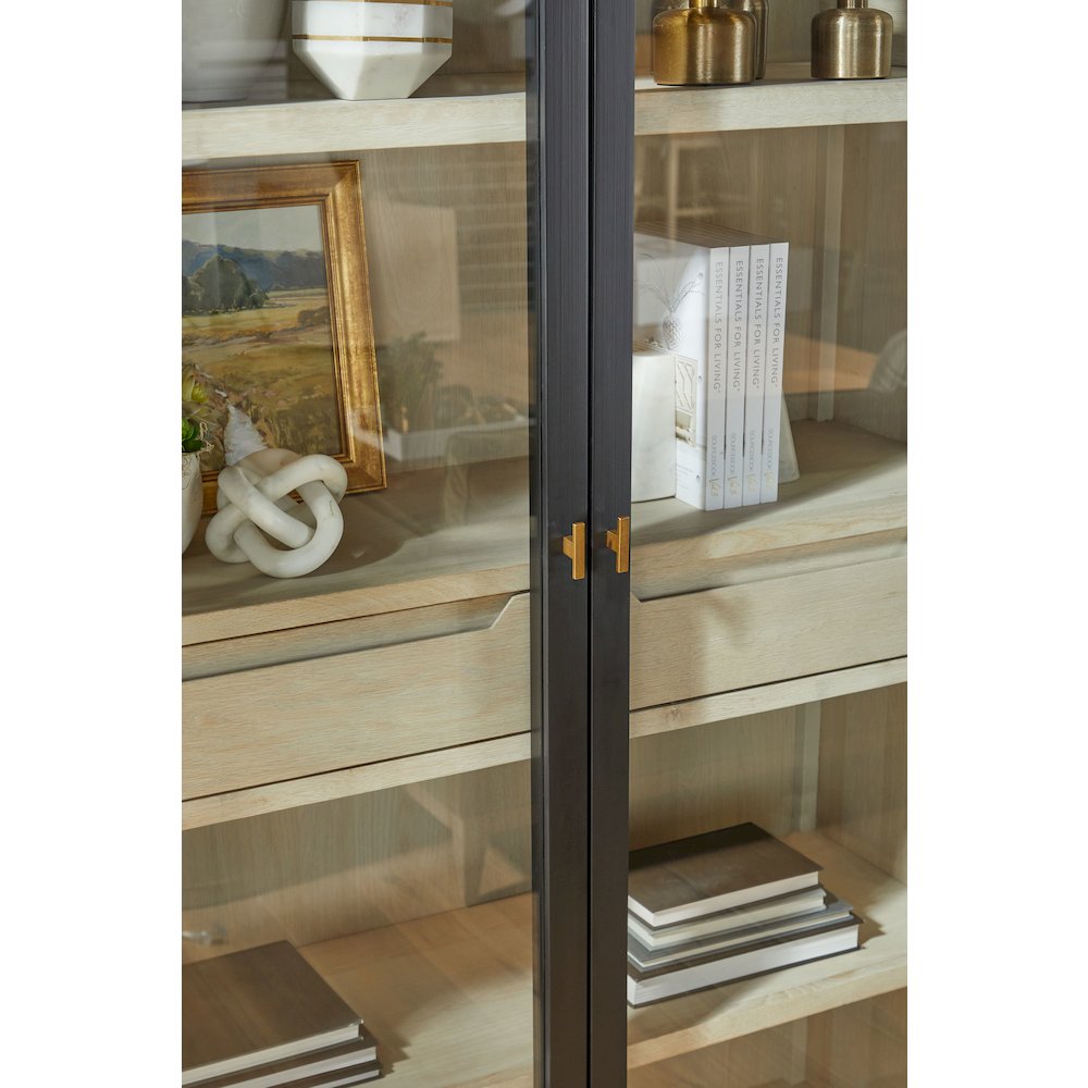 Bella Antique Transitional Toulouse Display Cabinet. Picture 18