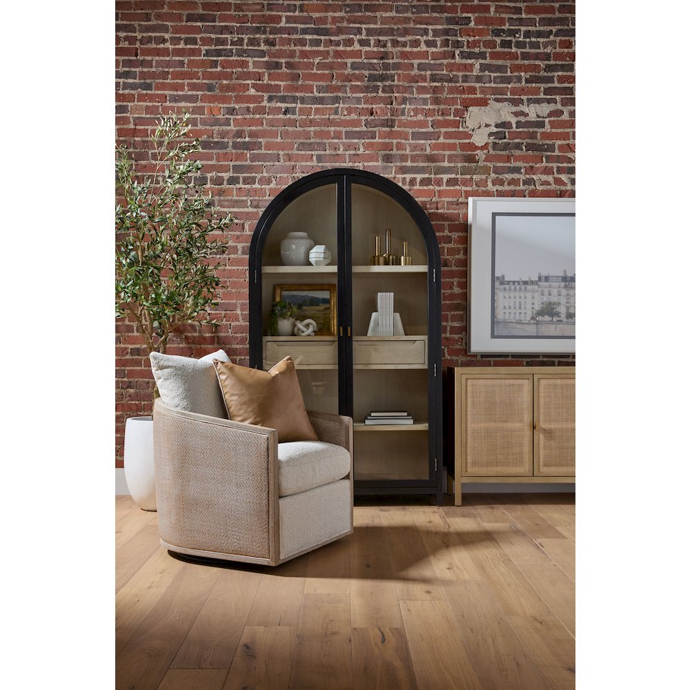 Bella Antique Transitional Toulouse Display Cabinet. Picture 22