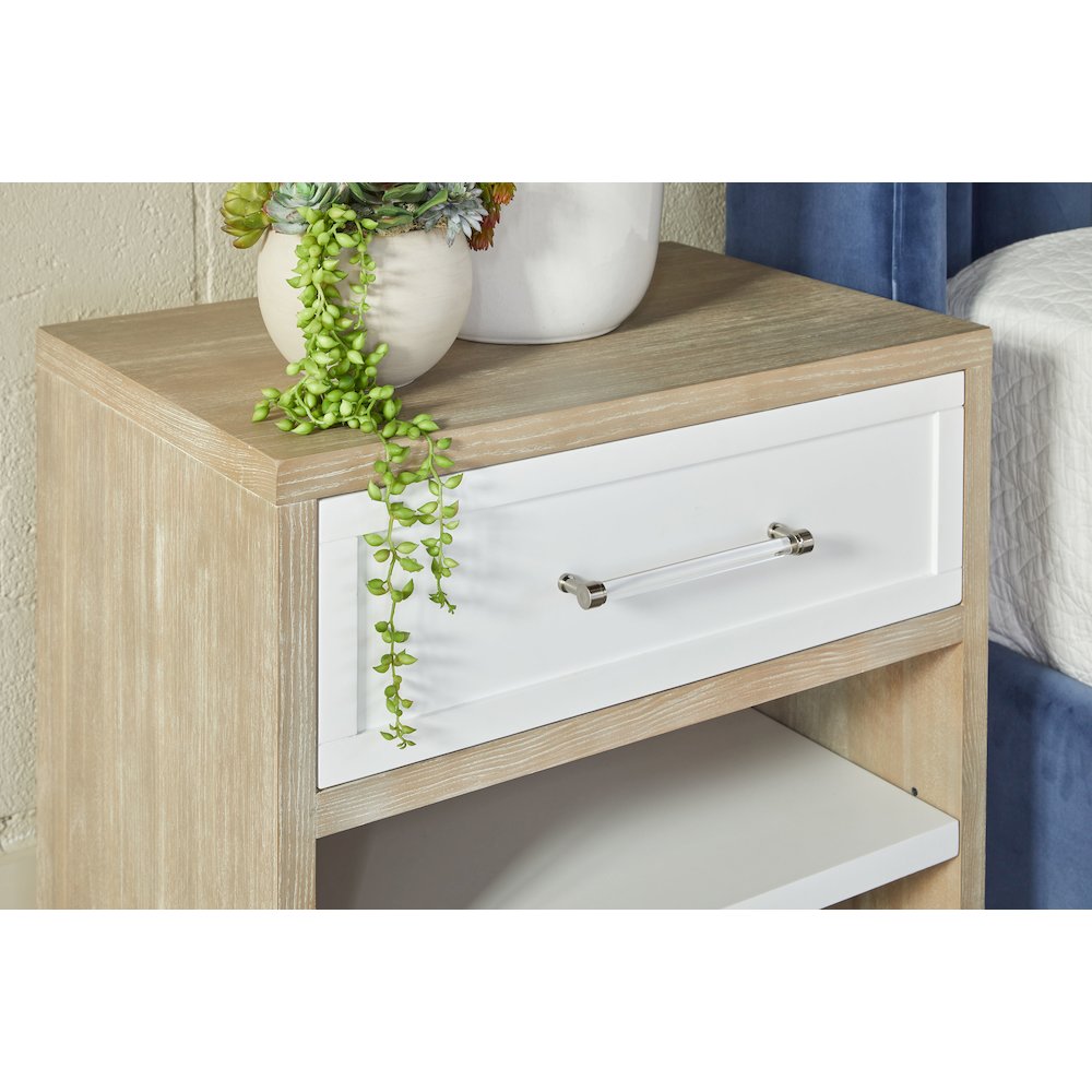 Traditions Transitional Wrenn 1-Drawer Nightstand. Picture 12