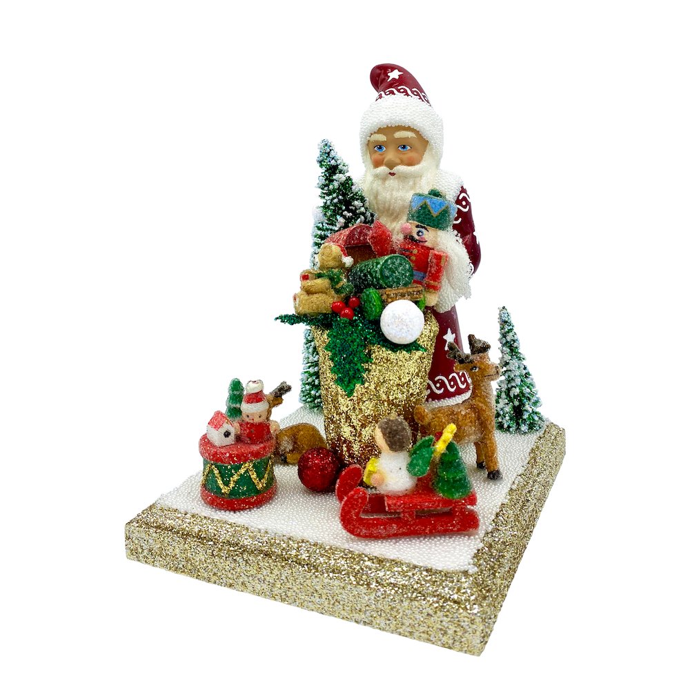 Paper Mache - Santa Red Beaded Edges. Picture 1