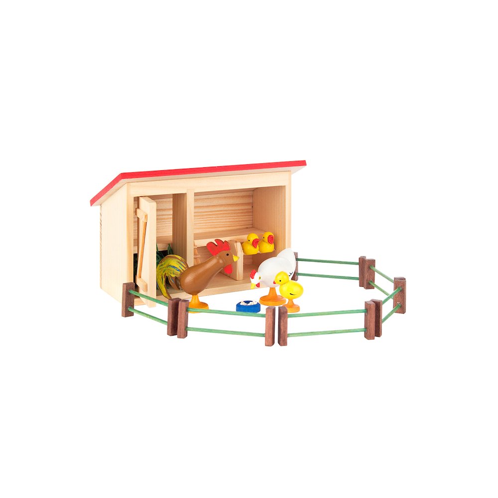 Easter Figures - Chicken Yard. Picture 1