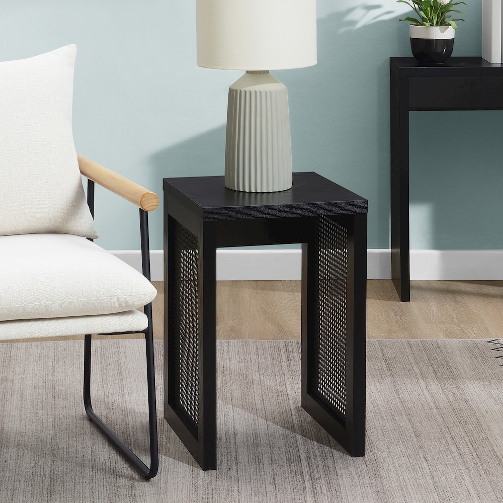 Northfield Weave End Table. Picture 2