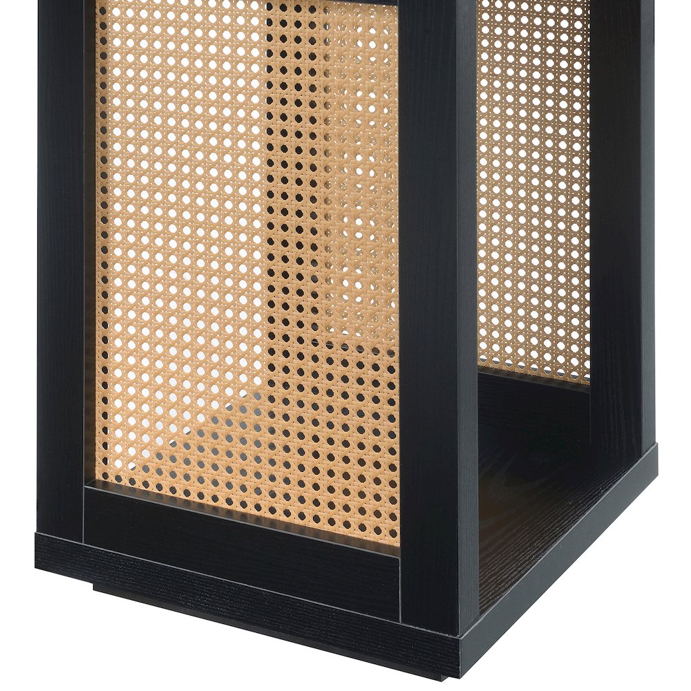 Northfield Admiral Weave End Table with Shelf. Picture 5