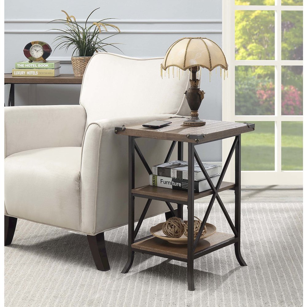 Brookline End Table. Picture 2