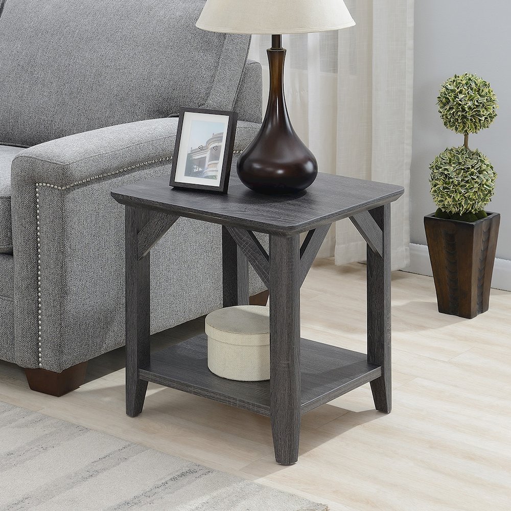 Winston End Table with Shelf. Picture 2