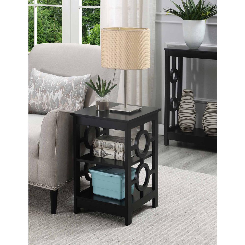 Ring End Table. Picture 3