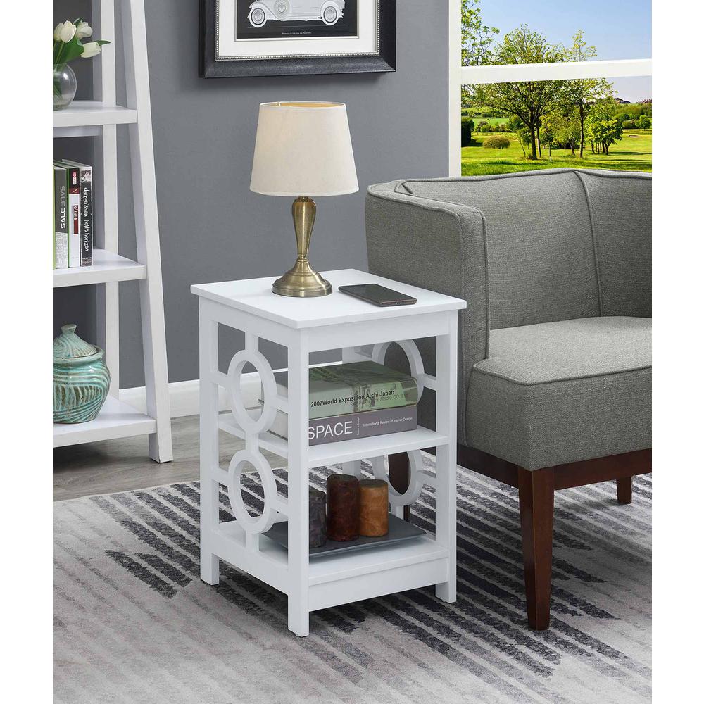 Ring End Table. Picture 3