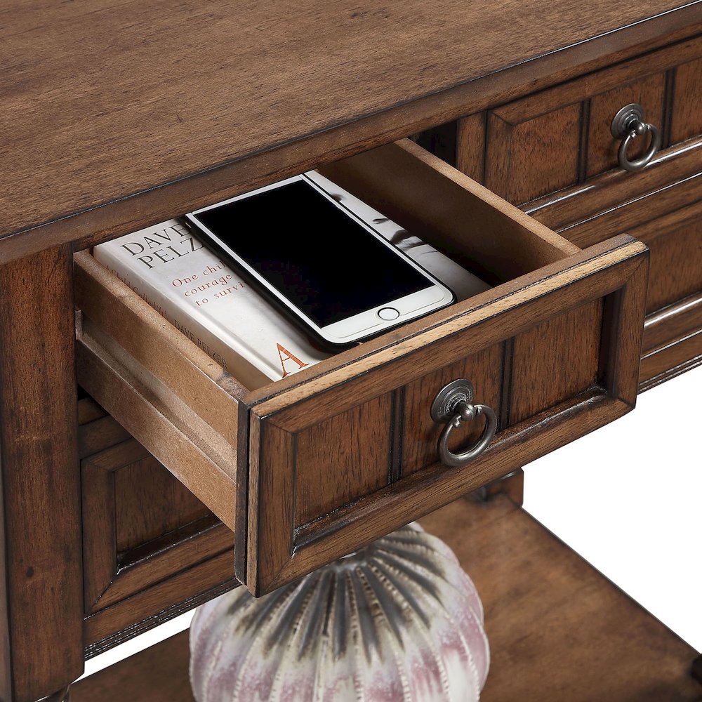 Kendra Hall Table. Picture 3