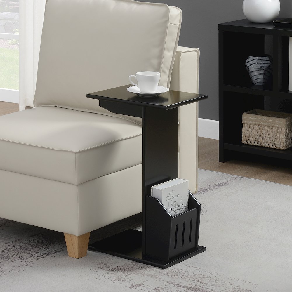 Designs2Go Abby C End Table with Magazine Holder. Picture 2