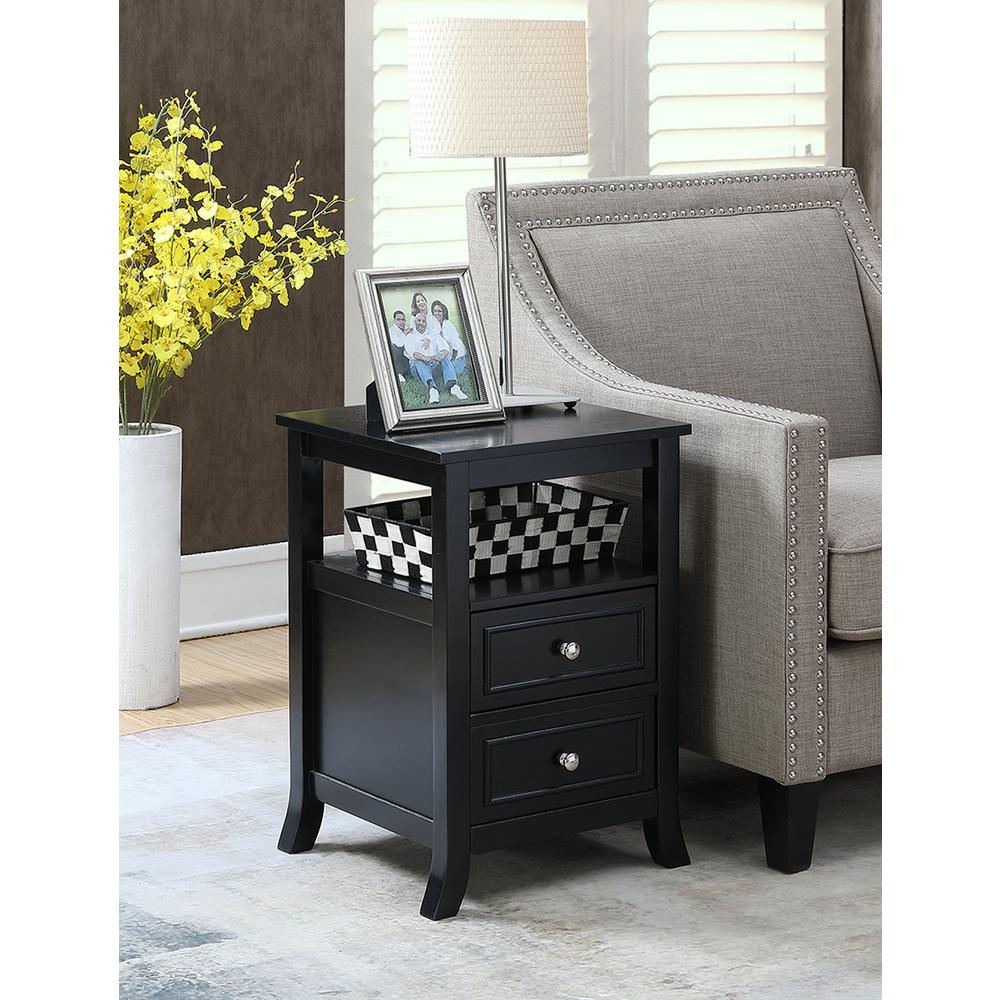 Melbourne End Table. Picture 2