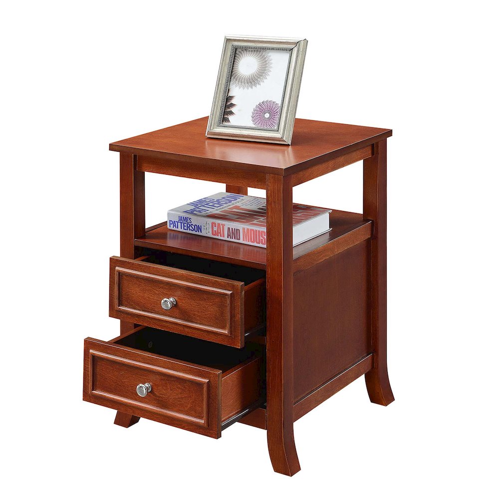 Melbourne End Table. Picture 3