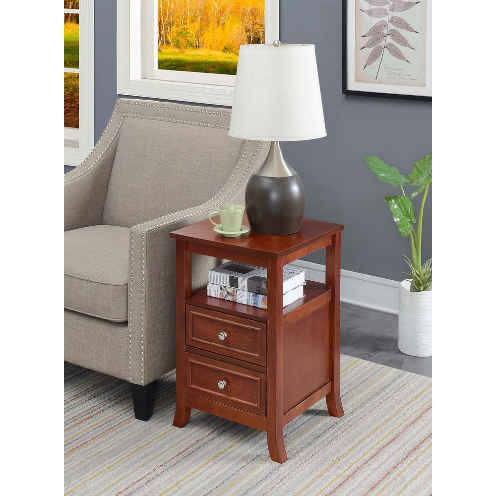 Melbourne End Table. Picture 3