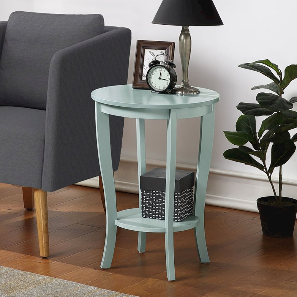 American Heritage Round End Table. Picture 2