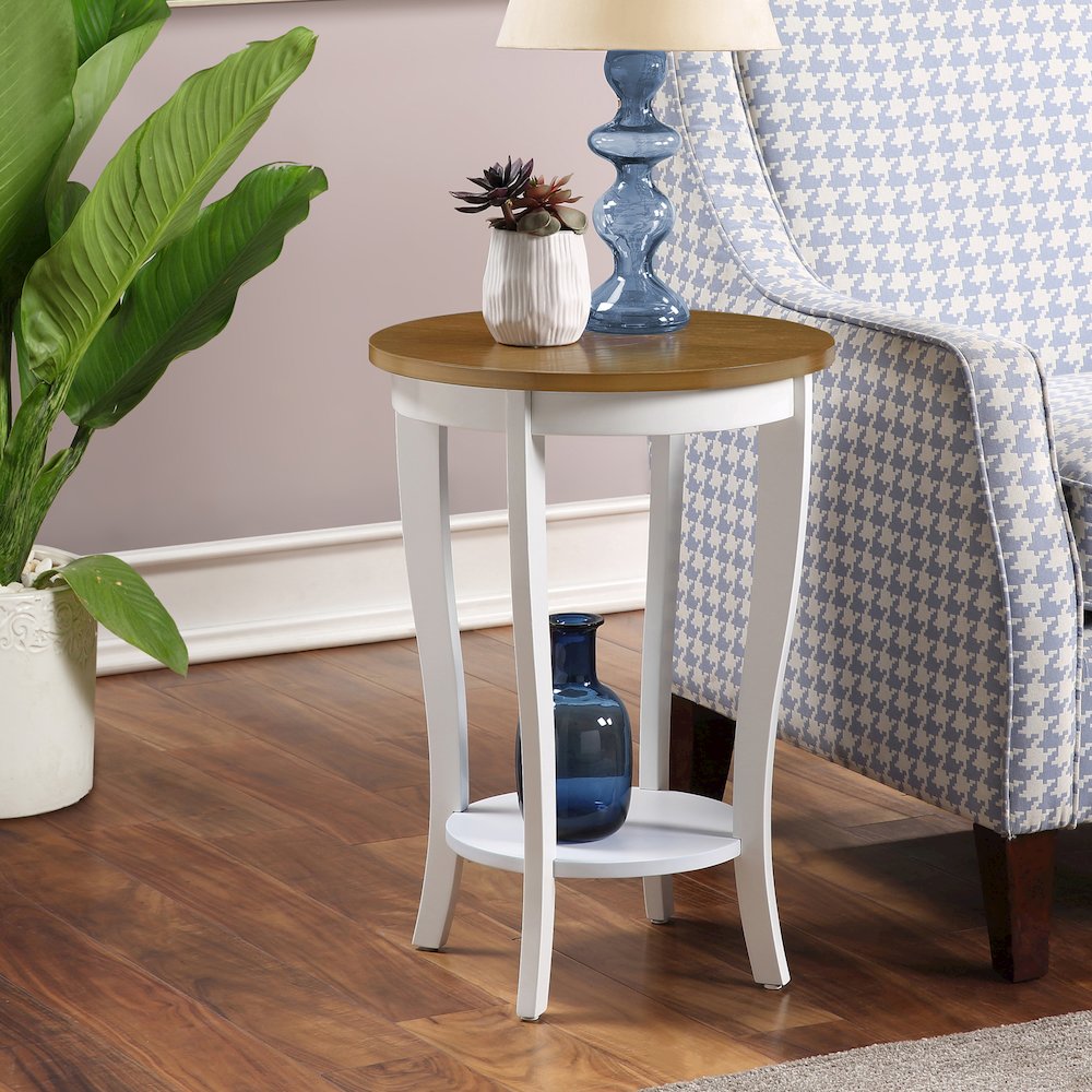 American Heritage Round End Table. Picture 2