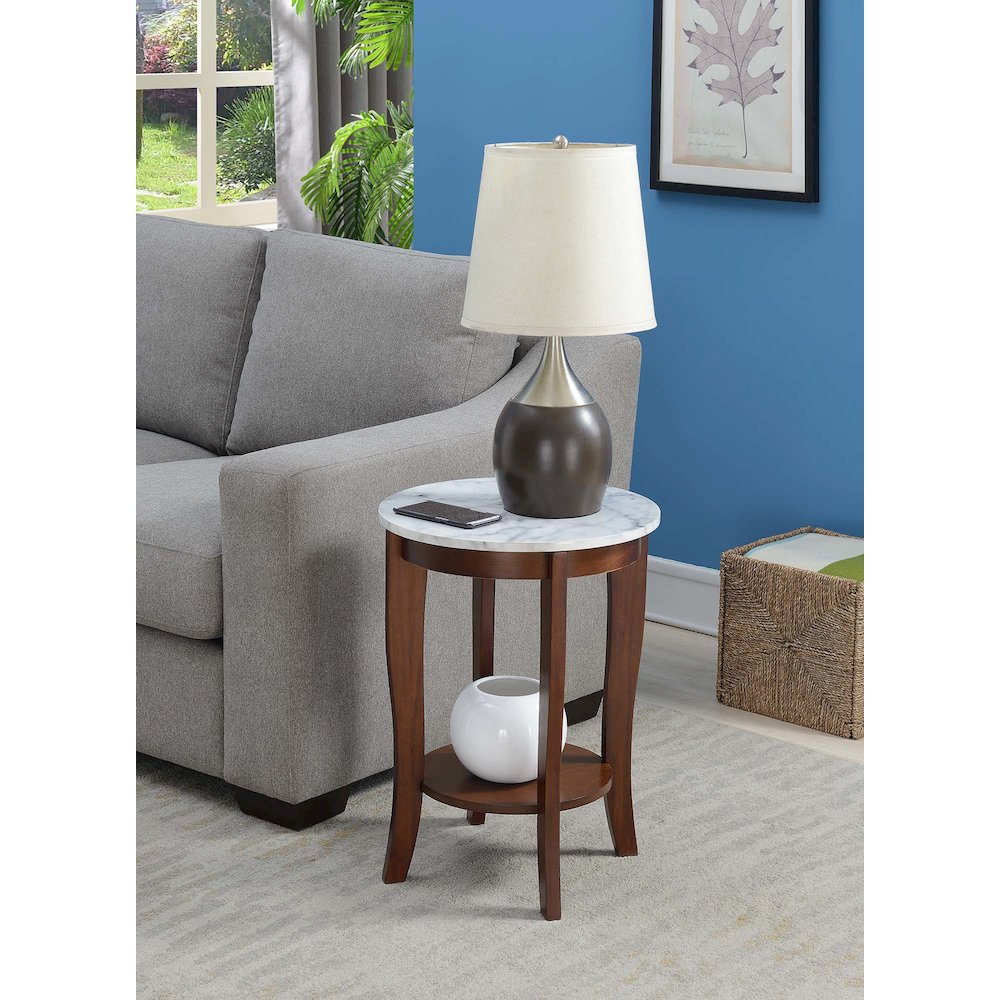 American Heritage Round End Table. Picture 2