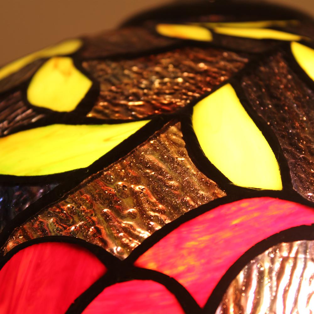 CHLOE Lighting MARIEBELLE Tiffany-Style Floral Stained Glass Table Lamp 16" Width. Picture 6