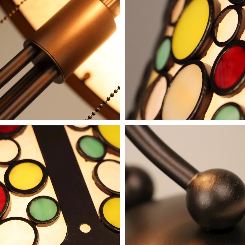 Retro-Style Stained Glass 2-Light Table Lamp 18" Shade. Picture 3