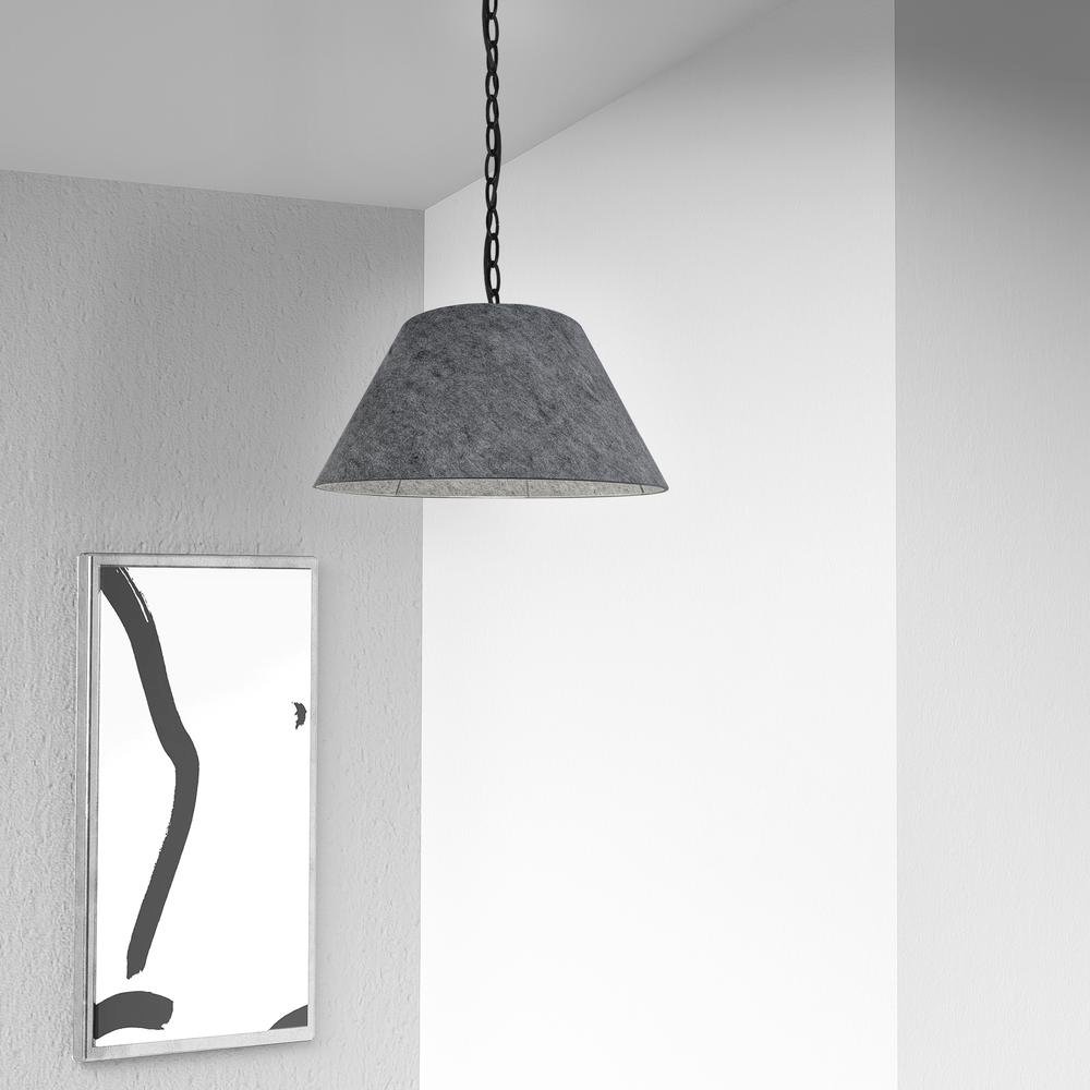 1LT Brynn Small Pendant, GRY Felt Shade, Black. Picture 2
