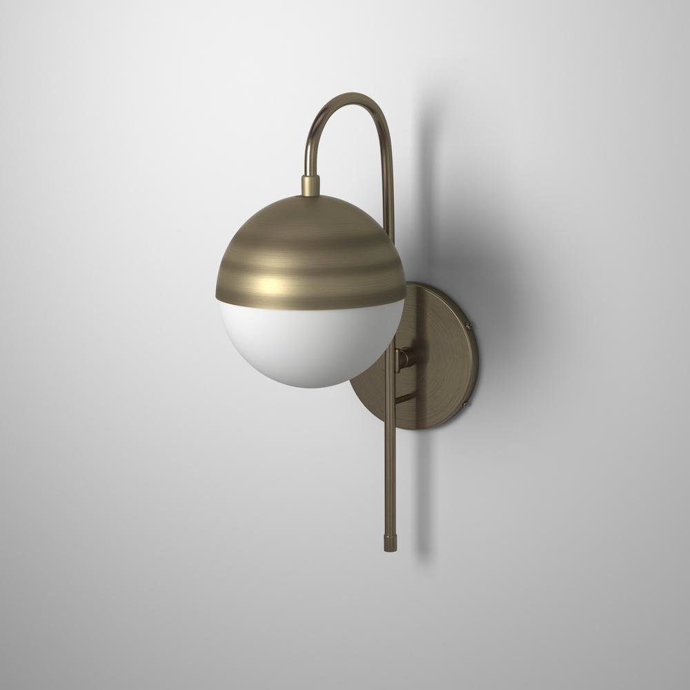 1LT Halogen Sconce AB, WH Opal Glass HW + Plug. Picture 4