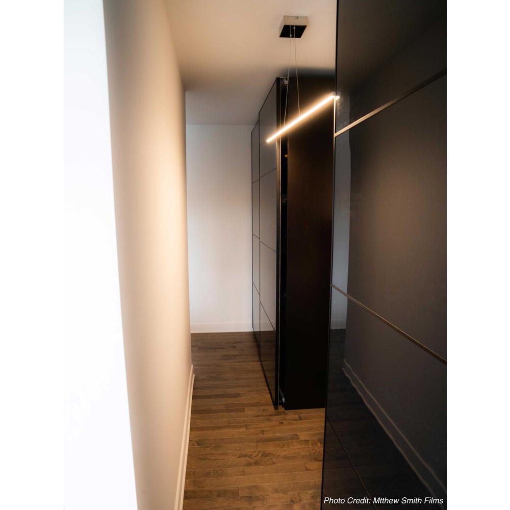 30W Horiz Pendant PC, WH Acrylic Diffuser. Picture 2