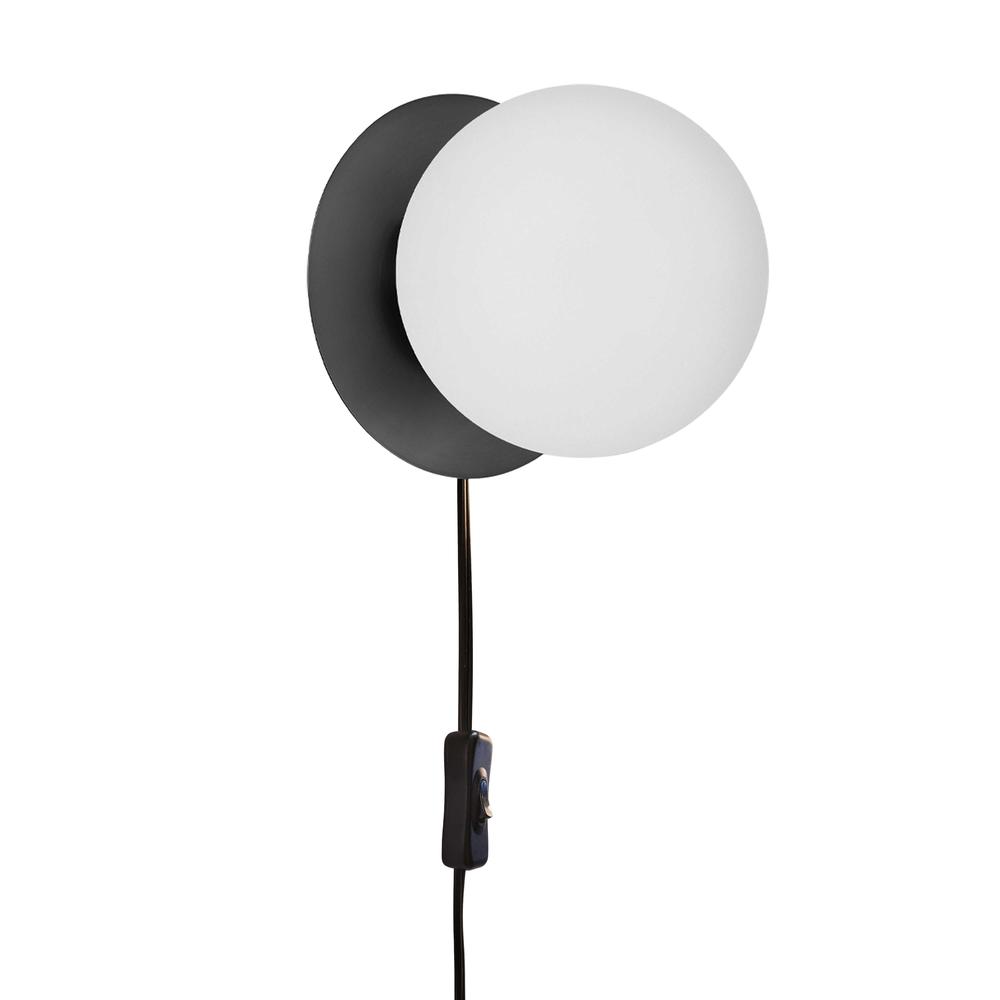 1LT Halogen Wall Lamp, MB, WH Glass. Picture 1