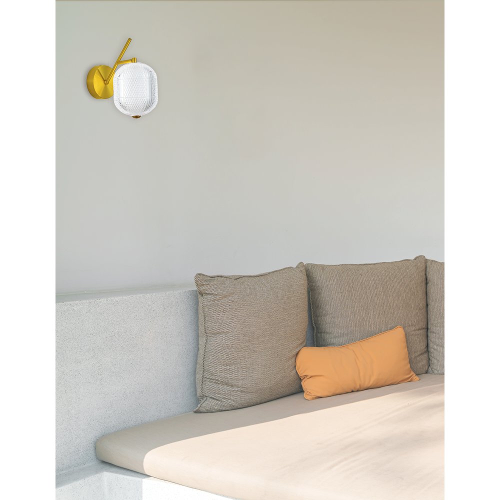 8.5W Wall Sconce in Aged Brass. Picture 3