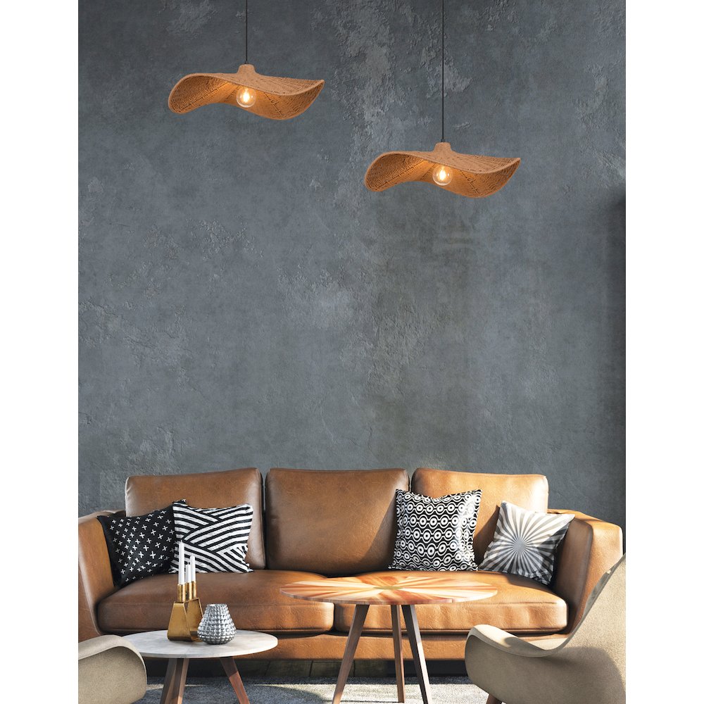 1 Light Incandescent Pendant with Wavy Wicker Shade. Picture 3