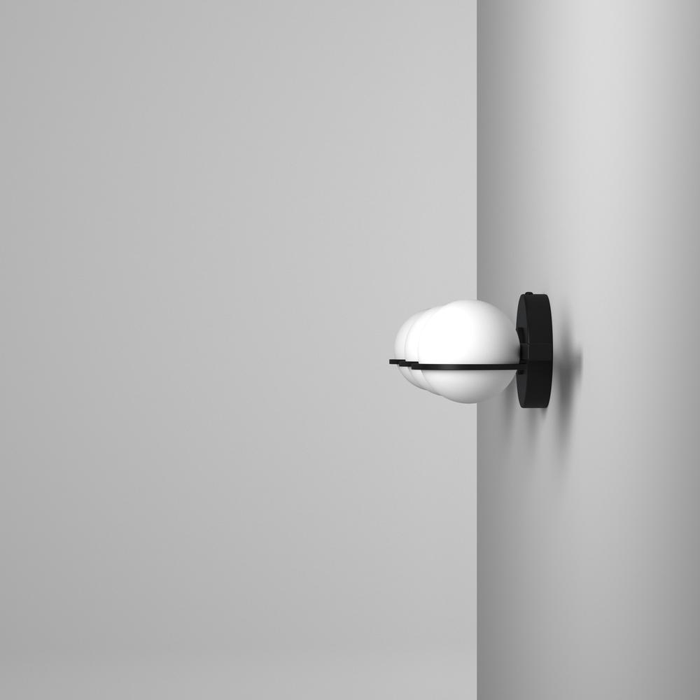 3LT Halogen Vanity Matte Black, White Glass. Picture 7