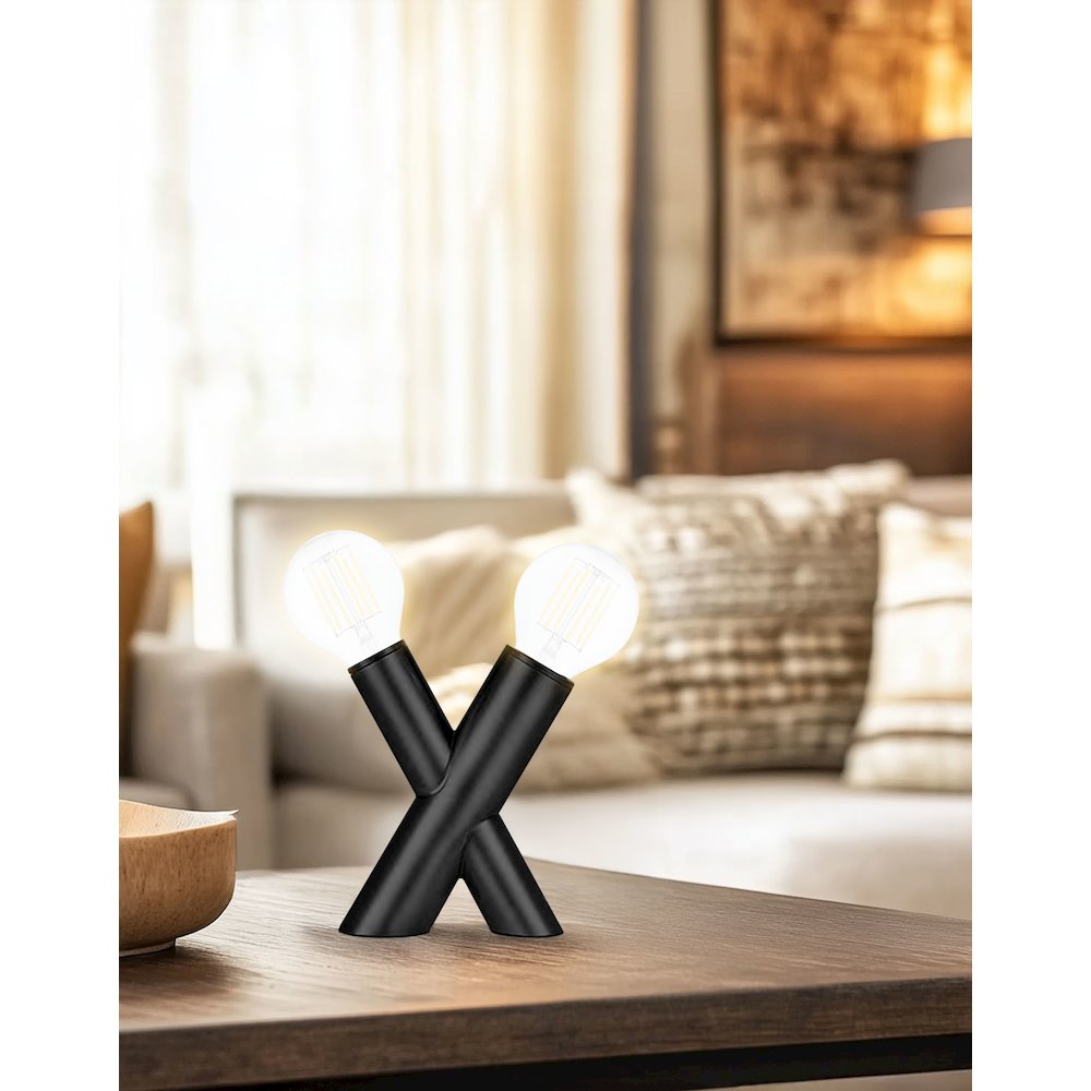 2 Light Table Lamp in Matte Black. Picture 2