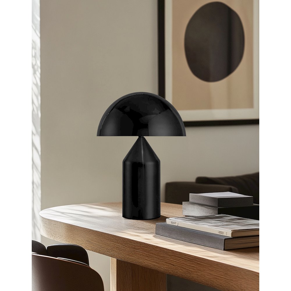2 Light Table Lamp in Matte Black. Picture 3