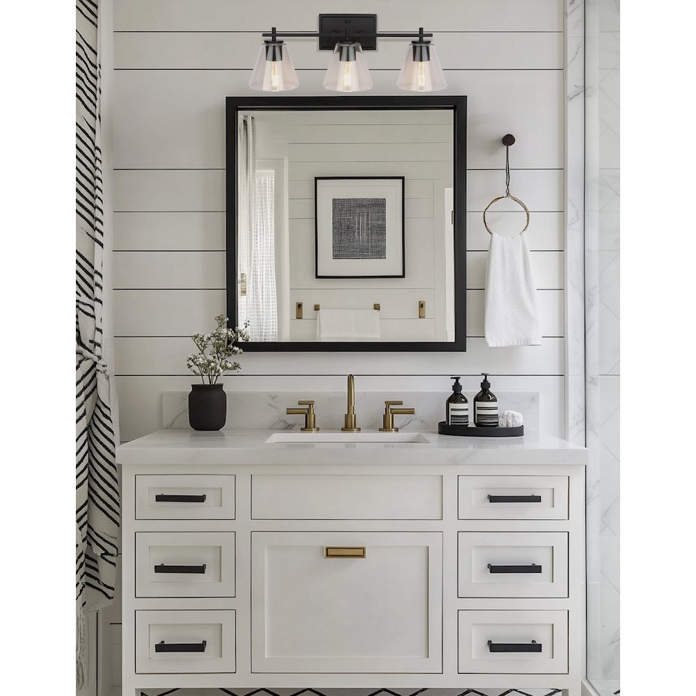 3 Light Vanity in Matte Black. Picture 3