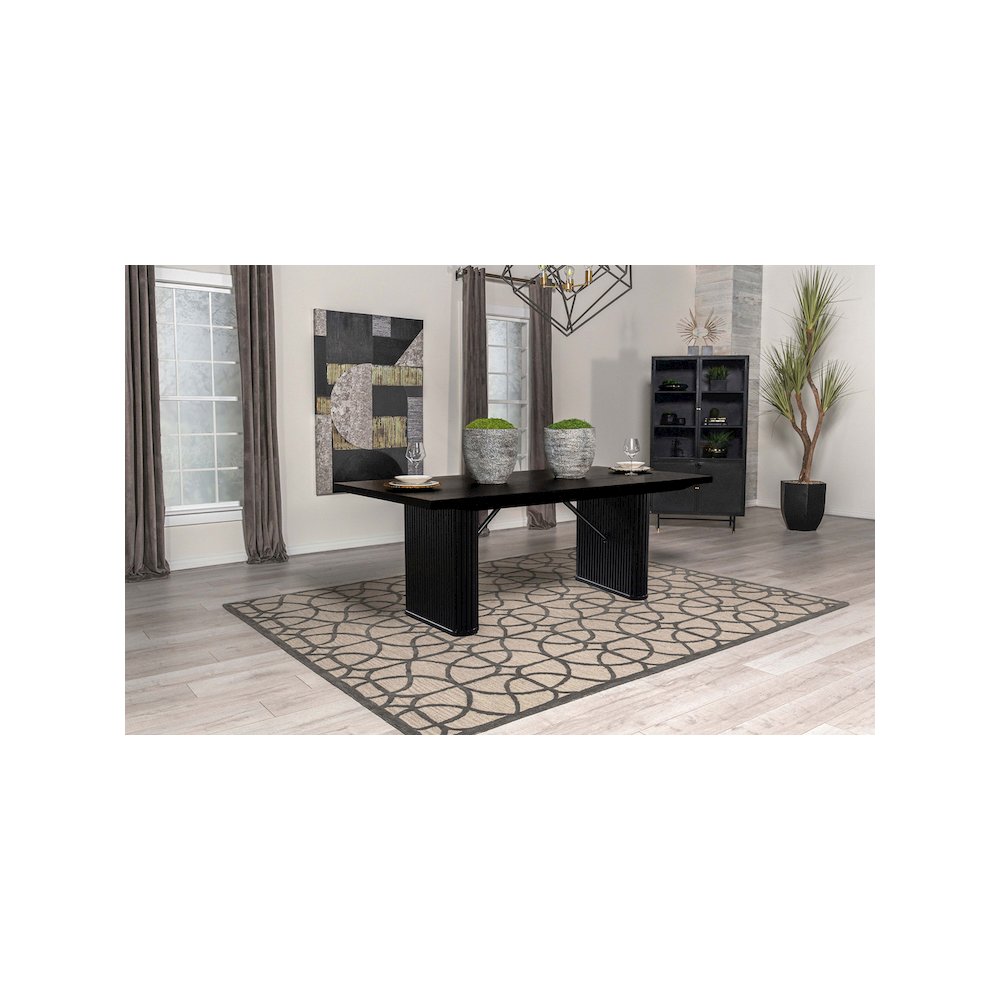 Catherine Rectangular 84-inch Wood Dining Table Black. Picture 6
